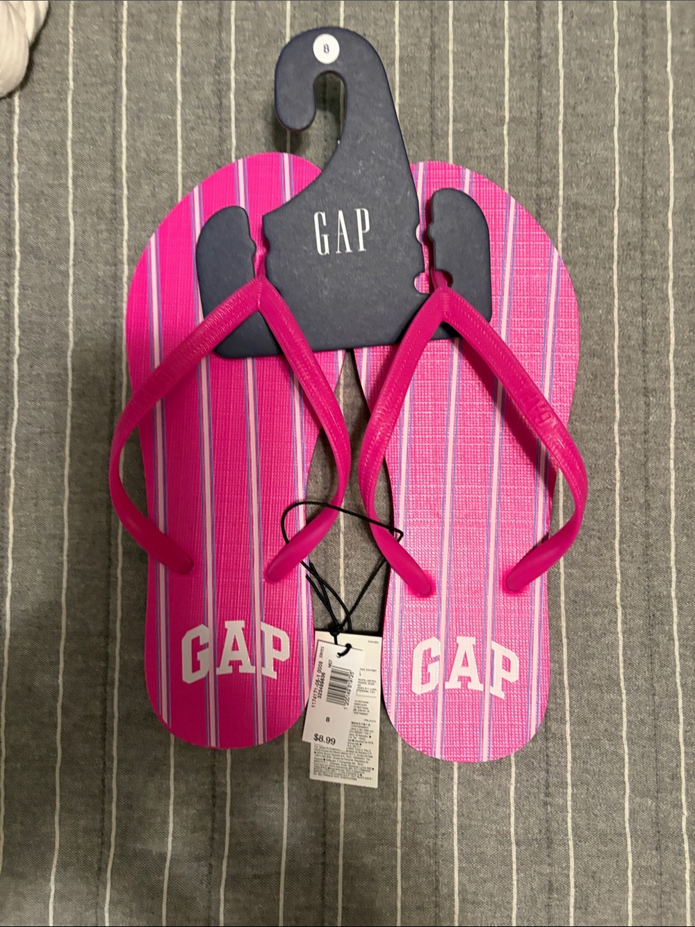 GAP Women’s Flip Flops Size 8